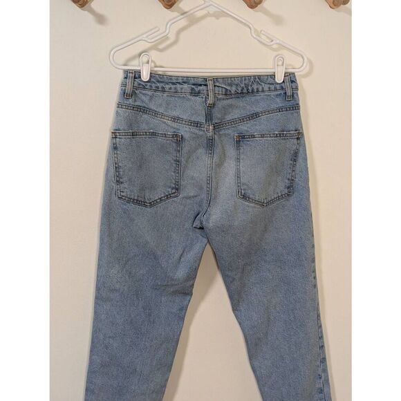 ASOS DESIGN Straight Leg Raw Hem Light Wash Jeans - Size 30 x 30 - Picture 5 of 8